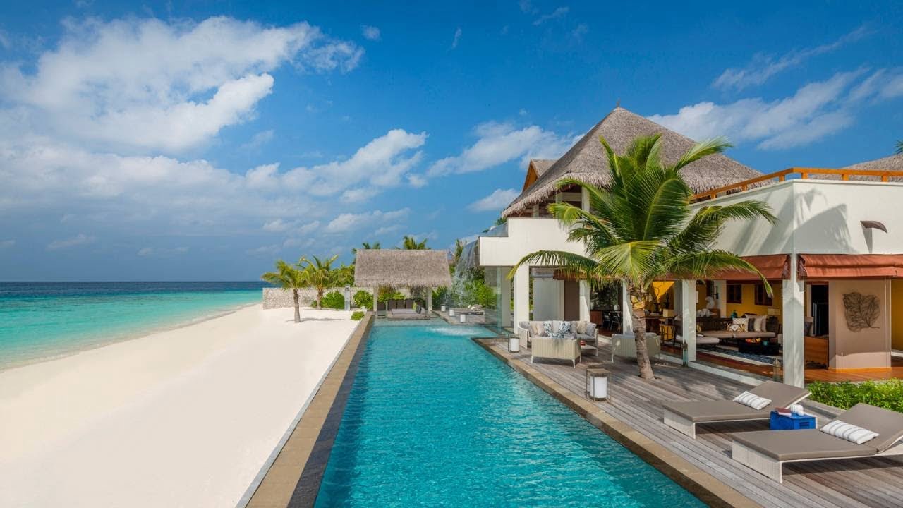 Three Bedroom Landaa Estate, Four Seasons Resort Maldives at Landaa Giraavaru