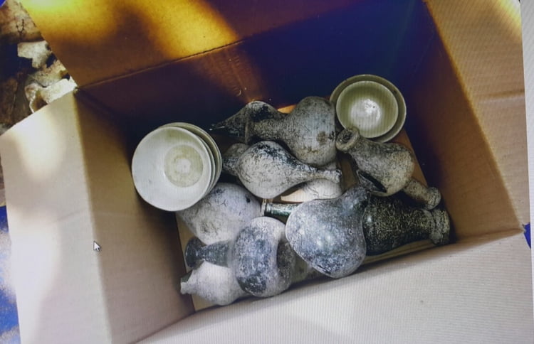 artefacts from Utheem