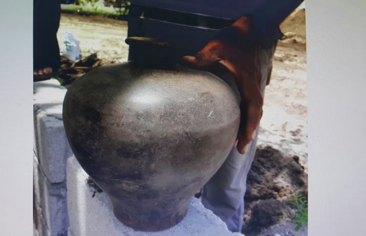 A run’baa discovered during an excavation in H.A. Utheemu.