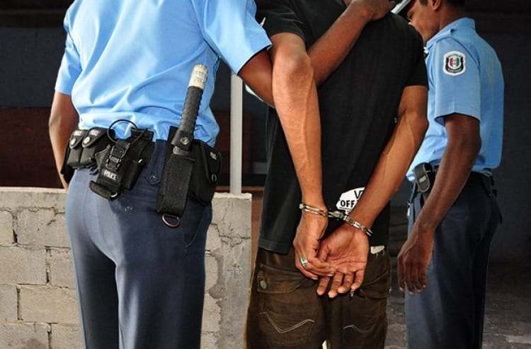 police makes an arrest