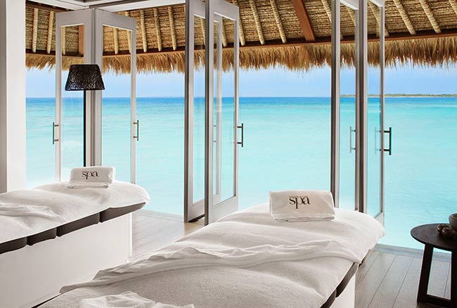 2-Maldives-Cheval-Blanc-spa-island