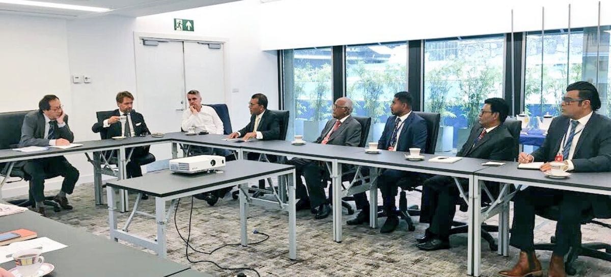 Nasheed calls for interim leader in 2018
