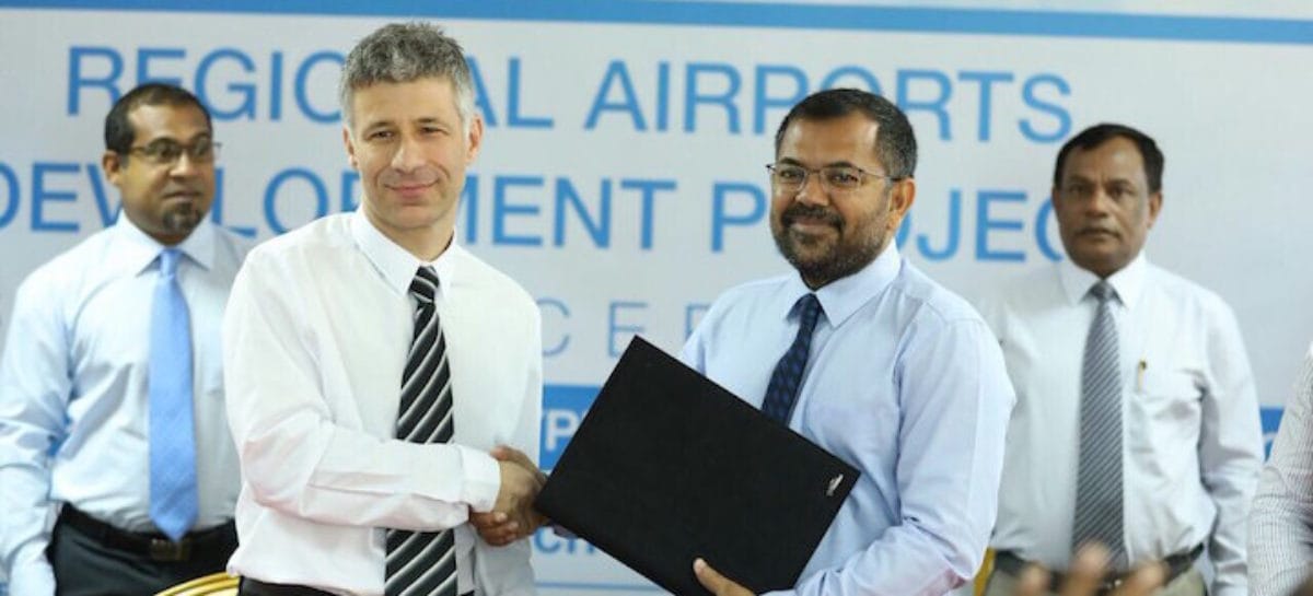Government scraps domestic airports deal with Malaysian company