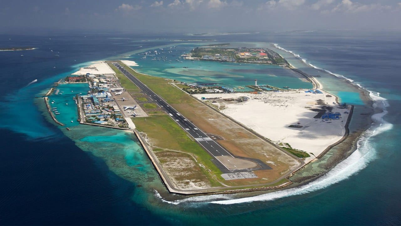 UK Extends Its Electronics Ban to Flights From the Maldives