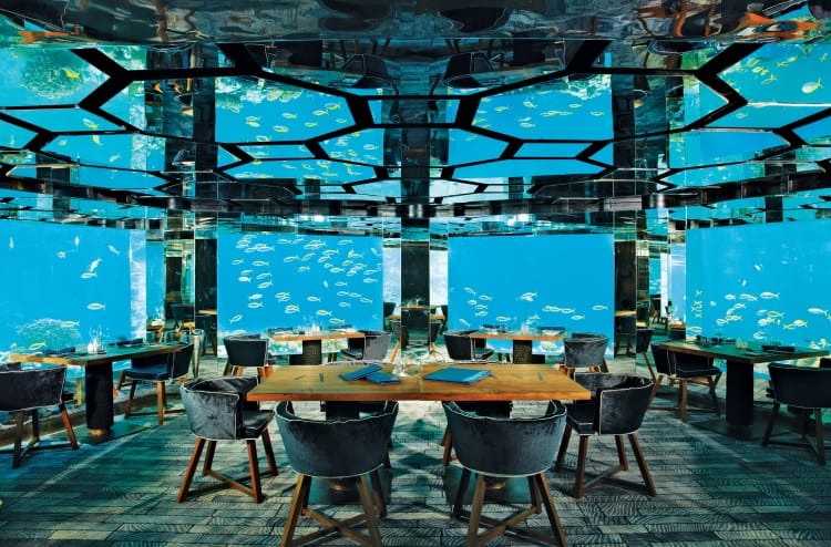 Anantara Kihavah's underwater restaurant