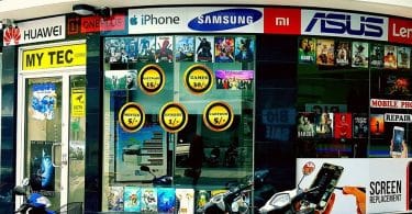 "Mobile Corner" shop in Maafannu ward in the capital Male that was robbed early on November 23, 2017. MIHAARU PHOTO