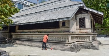 Old Friday Mosque