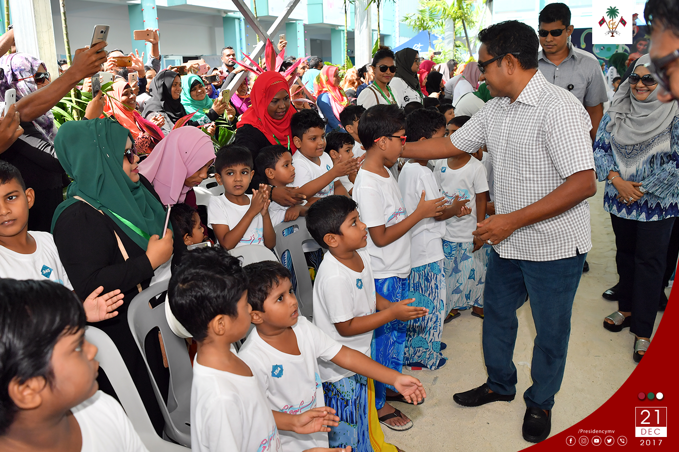 President Yameen visits Hithaanee Ufaa Camp organized by Sadhaqaath Foundation – Press Releases