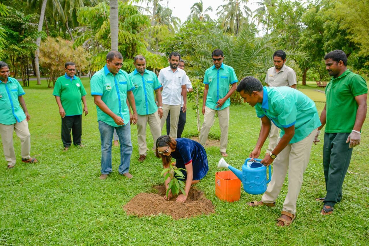 Aaital Khosla (C), Miss Earth India 2015, pictured at the tree planting programme at Sun Island Resort and Spa. PHOTO/SUN ISLAND