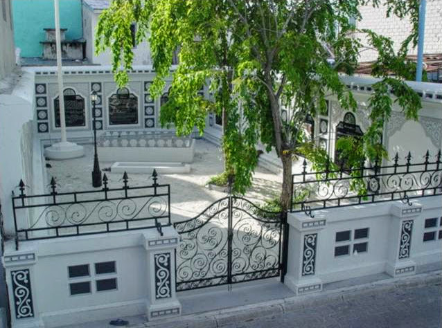 Ali Rasgefaanu Ziyaaraiy