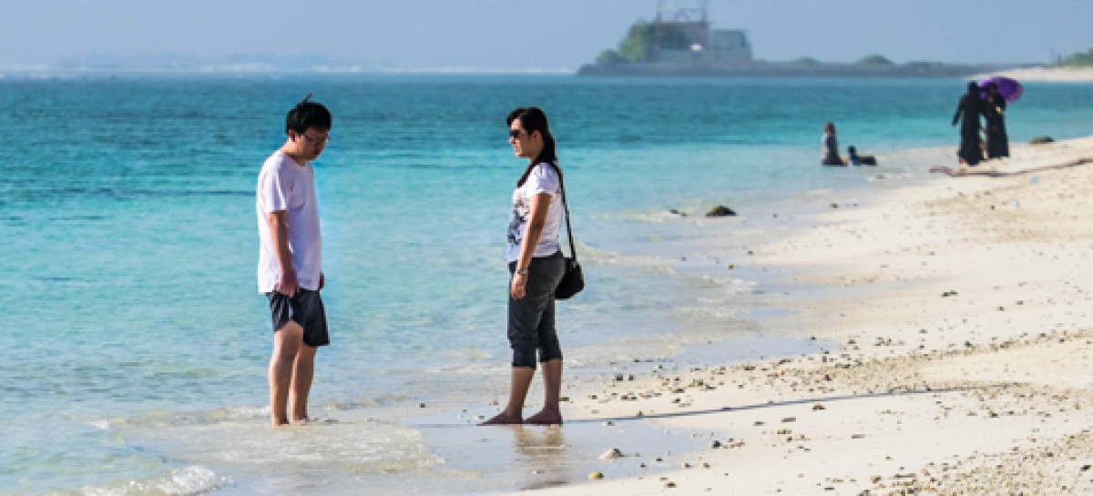 Chinese arrivals buck downward trend in November
