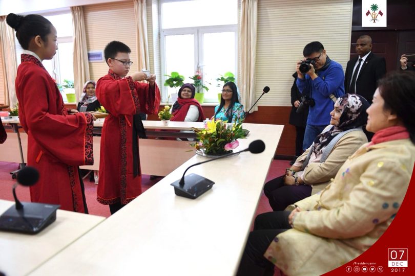 First lady tours Beijing School