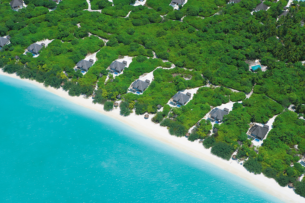 Maldives: Breathe in the Blues