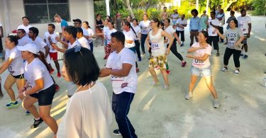 Staff and guests and Bandos Island Resort during the marathon held on December 10, 2017 at the island to mark its anniversary.
