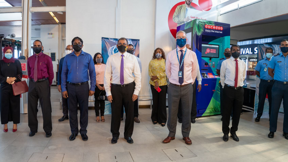 Ooredoo Maldives Inaugurates Digital Kiosk for Tourists at Velana International Airport