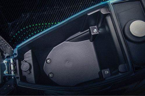 Magnetic anti-theft lock, underseat helmet hook,USB charging interface, and front hanging hook make the VZ125i a companion that you can rely on