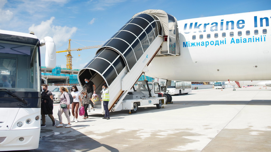 More Routes from Ukraine! Two Airlines Begin Charter Operations to Maldives