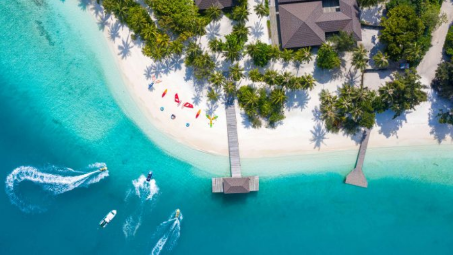 Celebrate New Year’s at Fiyavalhu Maldives with Special Offers!