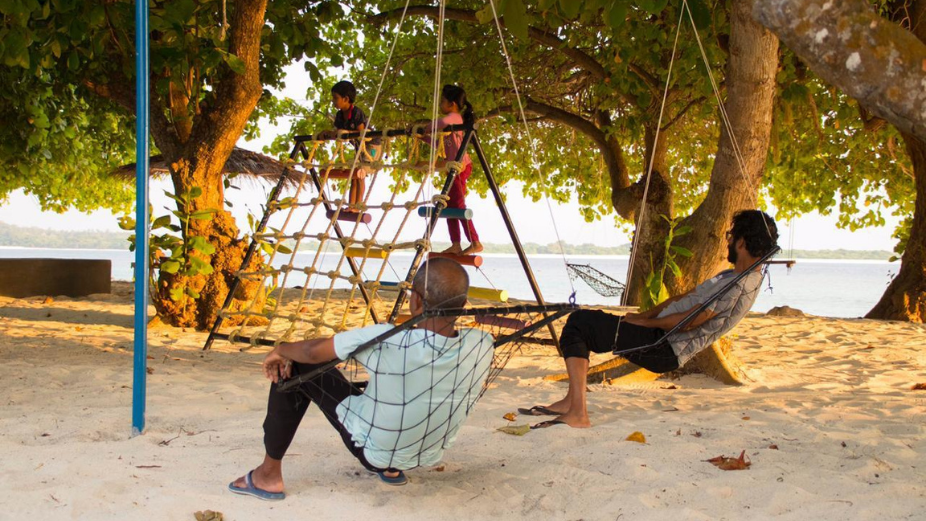 Community Park in Kanditheemu Established with BML Support