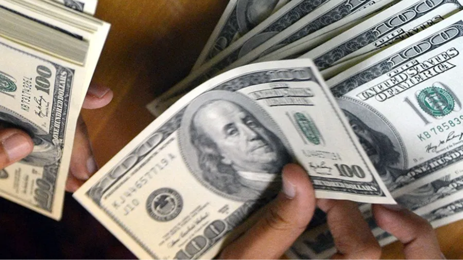 Black Market Dollar Rate Drops to MVR 17 for the First Time Since Pandemic